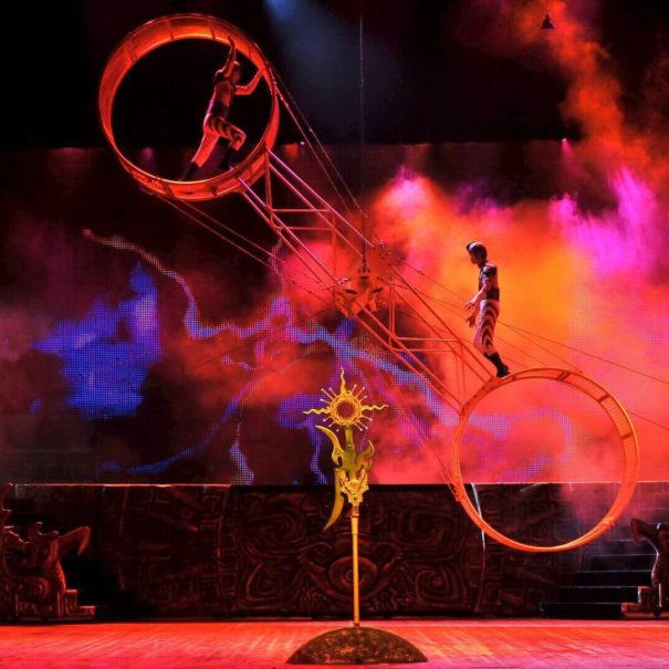 Chaoyang Theatre - Acrobatics Show